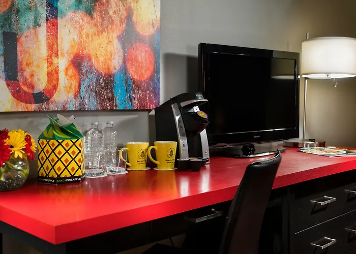 Staypineapple, Hotel Five, Downtown Seattle